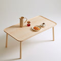 Table à manger en bois, coloris brun clair